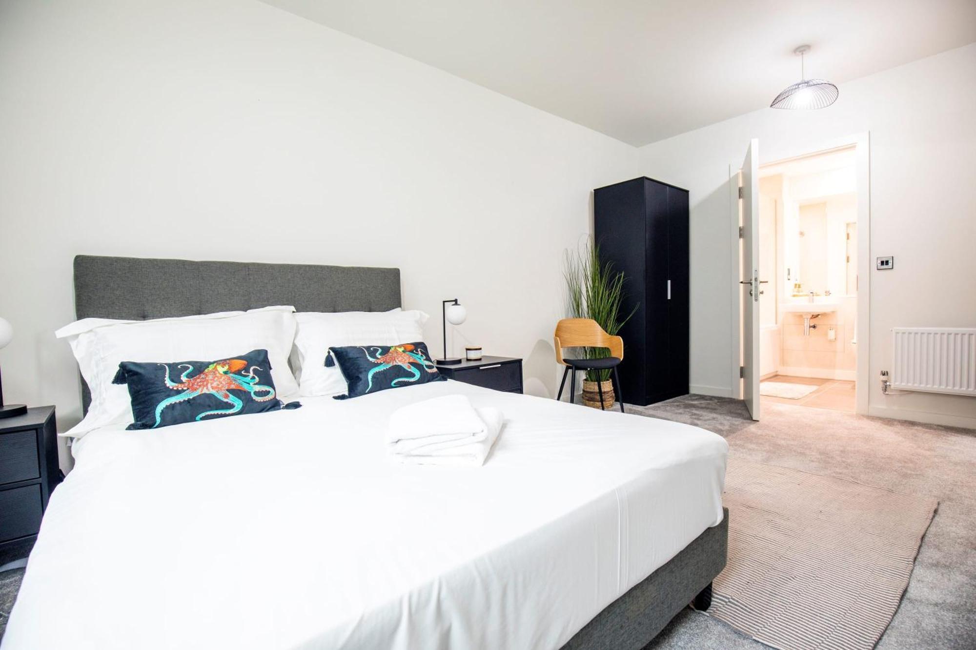Luxury Free Parking Townhouse Villa Manchester Eksteriør bilde